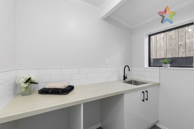 Photo of property in 24 Kennedy Grove, Stokes Valley, Lower Hutt, 5019