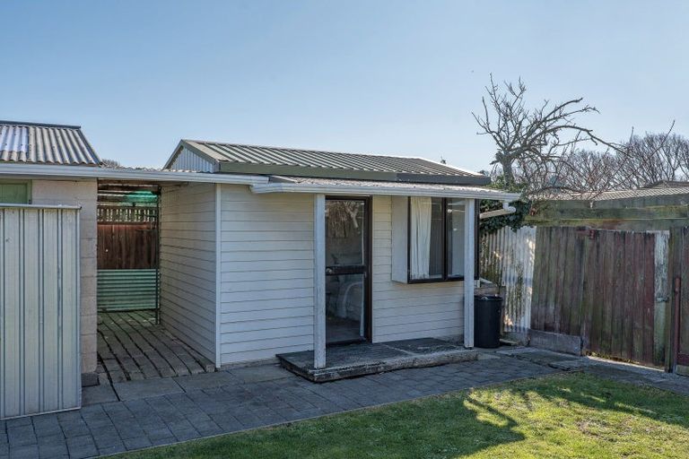 Photo of property in 46 Frensham Crescent, Woolston, Christchurch, 8062