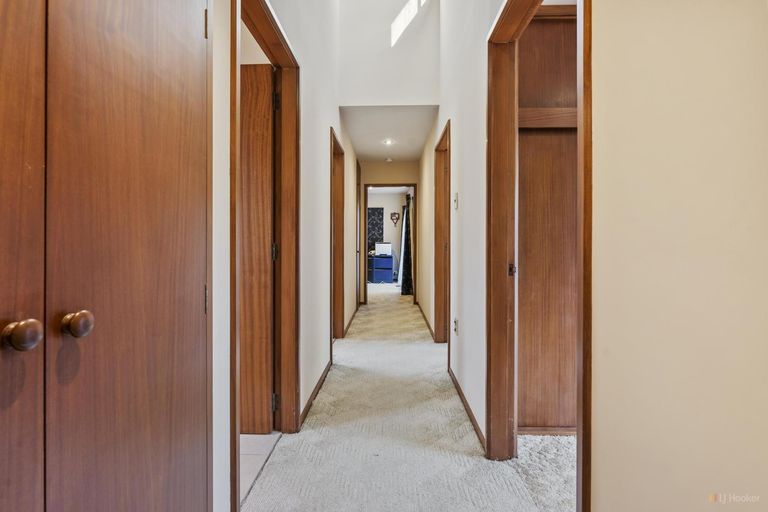 Photo of property in 16 Coulter Place, Geraldine, 7930