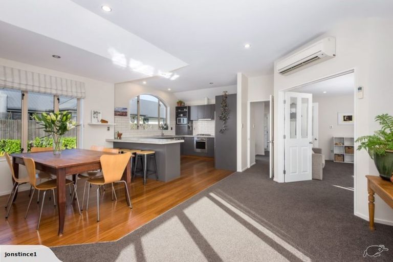 Photo of property in 96 Broadhaven Avenue, Parklands, Christchurch, 8083