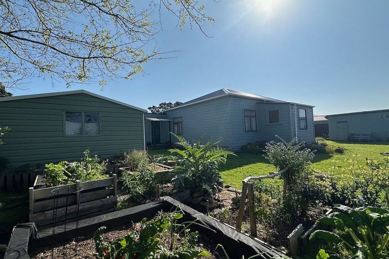 Photo of property in 104 Centennial Avenue, Waitara, 4320