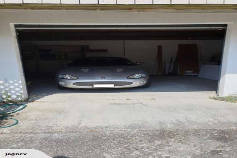 Photo of property in 49b Viewmont Drive, Harbour View, Lower Hutt, 5010