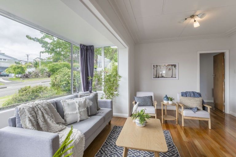 Photo of property in 1 Huia Road, Raumati Beach, Paraparaumu, 5032