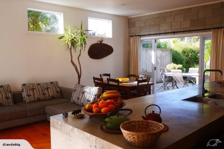 Photo of property in 163 Ocean Beach Road, Tairua, 3508