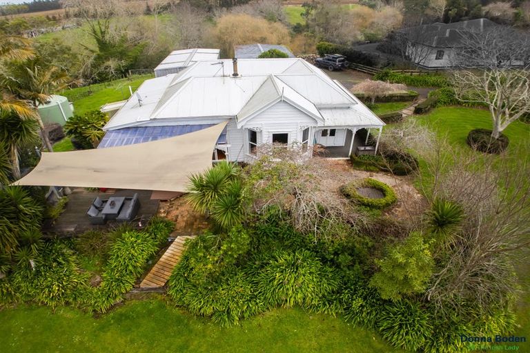 Photo of property in 90 Clark And Denize Road, Pukekawa, Tuakau, 2696