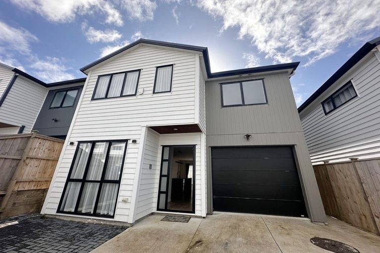 Photo of property in 6 Frontier Lane, Flat Bush, Auckland, 2019