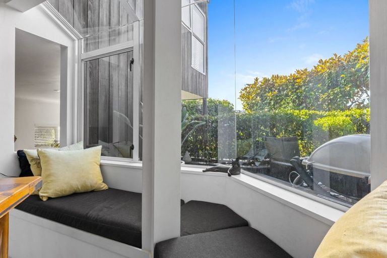 Photo of property in 1/19 Heathcote Road, Castor Bay, Auckland, 0620