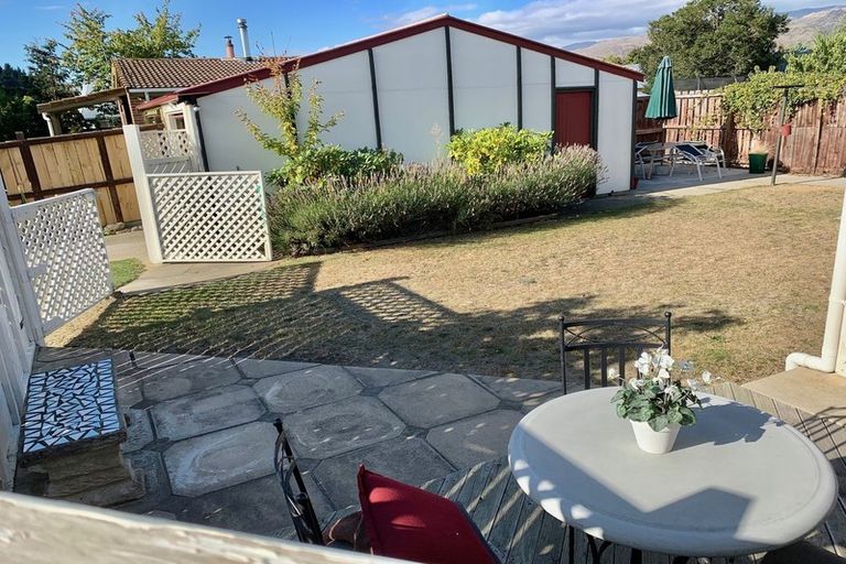 Photo of property in 1 Cornish Place, Cromwell, 9310