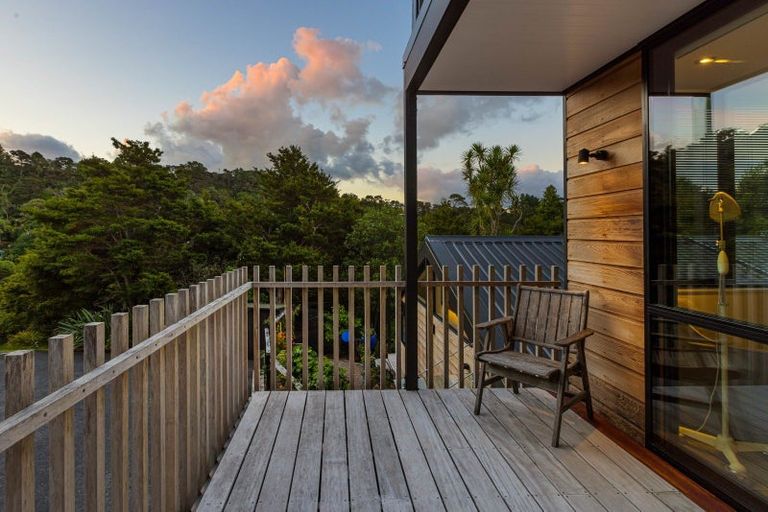 Photo of property in 28 Opahi Bay Road, Mahurangi West, Warkworth, 0983