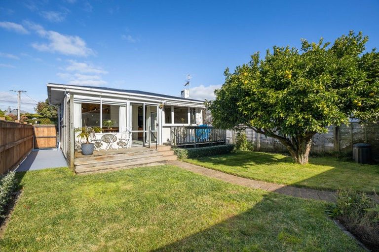 Photo of property in 46 Doralto Road, Frankleigh Park, New Plymouth, 4310