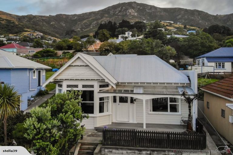 Photo of property in 22 Exeter Street, Lyttelton, 8082
