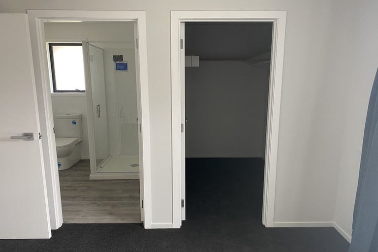 Photo of property in 11 Te Hirawanui Drive, Kelvin Grove, Palmerston North, 4414