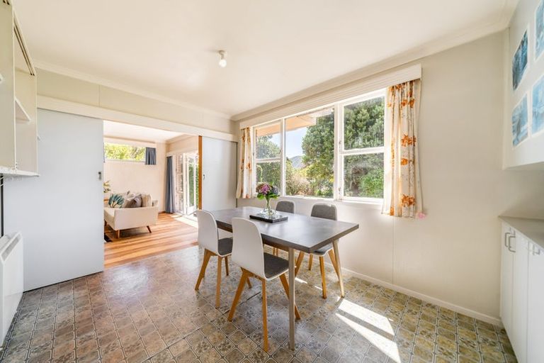 Photo of property in 30 Mccarthy Grove, Clouston Park, Upper Hutt, 5018