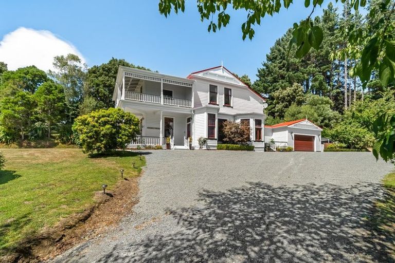 Photo of property in 215a Katherine Mansfield Drive, Whitemans Valley, Upper Hutt, 5371