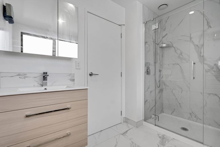 Photo of property in 5/137 View Road, Sunnyvale, Auckland, 0612