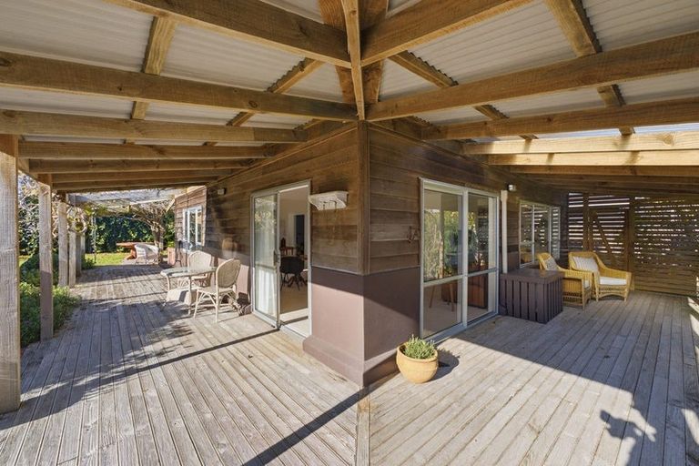 Photo of property in 29 Donnelly Street, Oakura, 4314