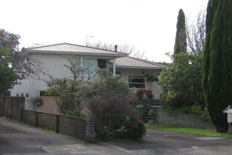 Photo of property in 9 Lincoln Terrace, Hokowhitu, Palmerston North, 4410