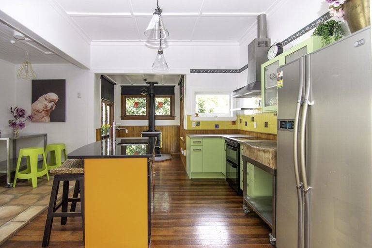 Photo of property in 320 Featherston Street, Palmerston North, 4410