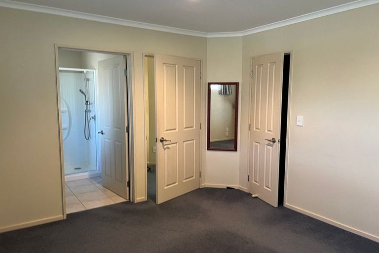 Photo of property in 49 Chesterfield Mews, Russley, Christchurch, 8042