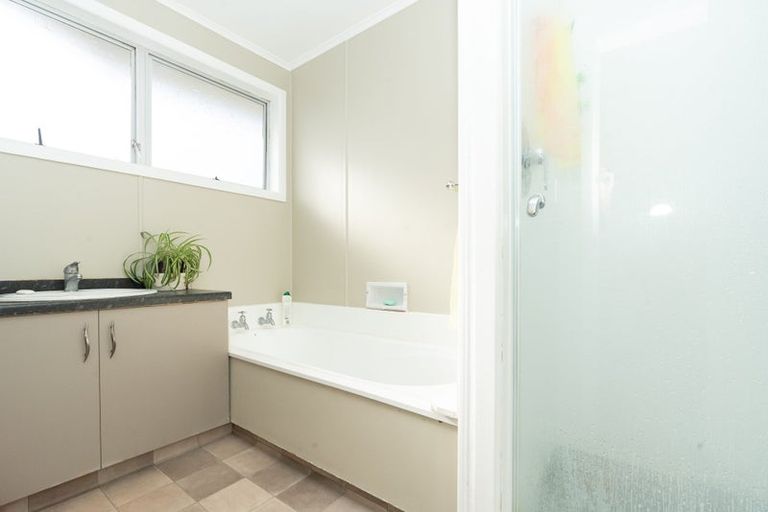 Photo of property in 18a Breckons Avenue, Nawton, Hamilton, 3200