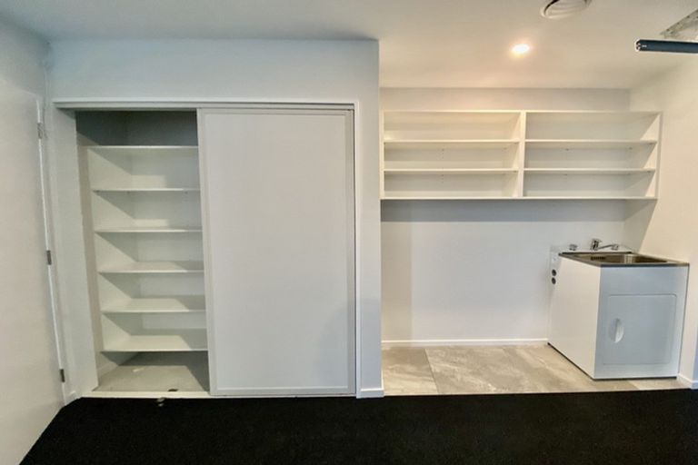 Photo of property in 14 Palmer Avenue, Glen Eden, Auckland, 0602