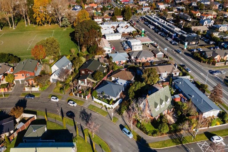 Photo of property in 1/4 Gothic Place, Ilam, Christchurch, 8041