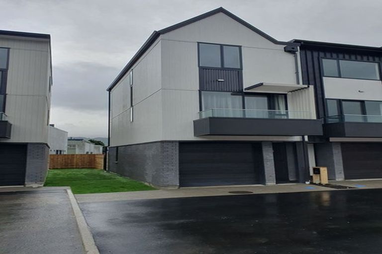 Photo of property in 35 John Street, Petone, Lower Hutt, 5012