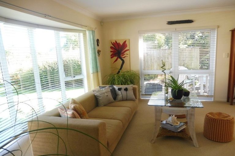 Photo of property in 9 Suffolk Drive, Otamatea, Whanganui, 4500