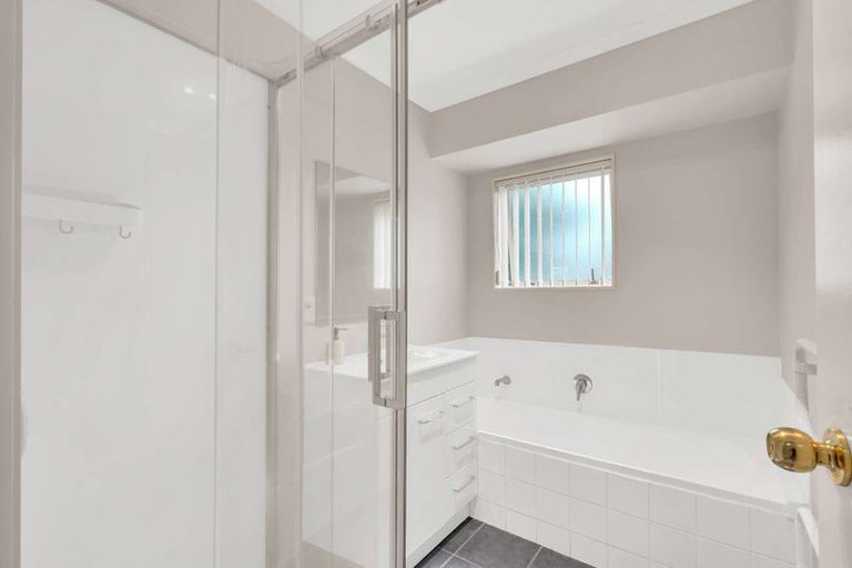 Photo of property in 63 Stratford Road, Manurewa, Auckland, 2105