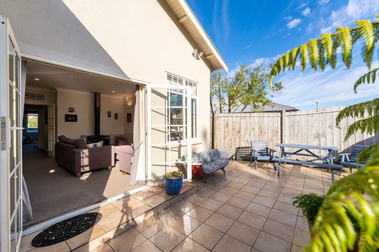 Photo of property in 19 Oakland Street, Andersons Bay, Dunedin, 9013