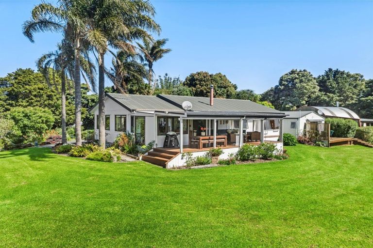 Photo of property in 2 Turiapua Lane, Parua Bay, Whangarei, 0174