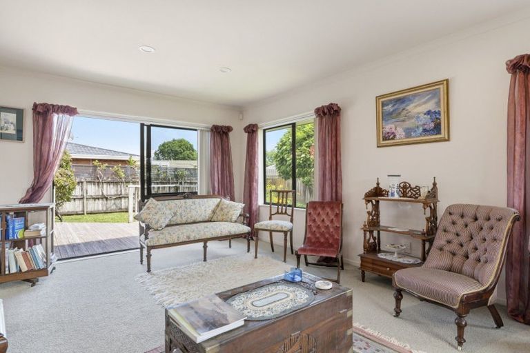 Photo of property in 7 Burnt Oak Drive, Pyes Pa, Tauranga, 3112