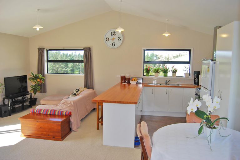 Photo of property in 56 Wattle Lane, Kaiwaka, 0573