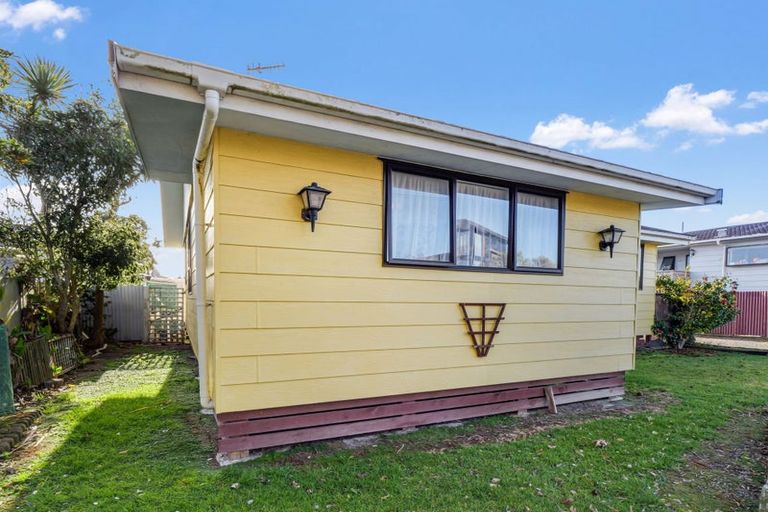 Photo of property in 3 Dawson Street, Foxton Beach, Foxton, 4815