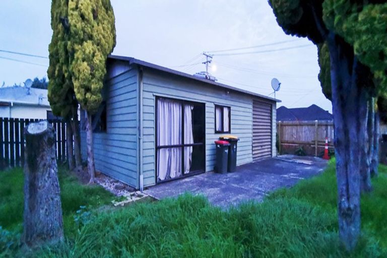 Photo of property in 13a Viola Avenue, Mangere East, Auckland, 2024