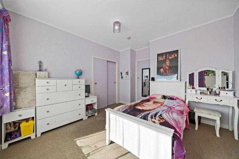 Photo of property in 78a Wharf Road, Te Atatu Peninsula, Auckland, 0610