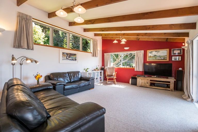 Photo of property in 92 School Road, Paihia, 0200