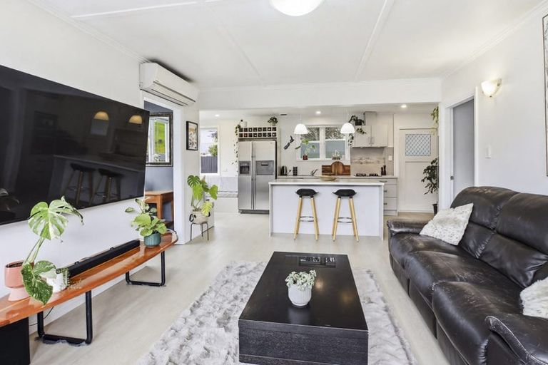 Photo of property in 96 Thames Road, Paeroa, 3600