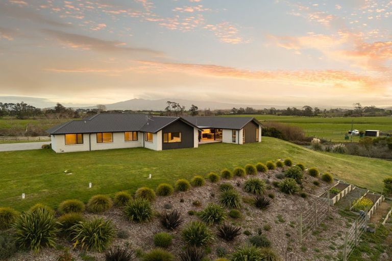 Photo of property in 1/48 Livingstone Road, Ngahinapouri, Hamilton, 3290