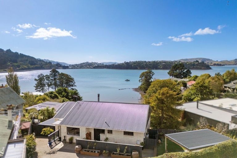 Photo of property in 19 Shandon Street, Roseneath, Port Chalmers, 9023