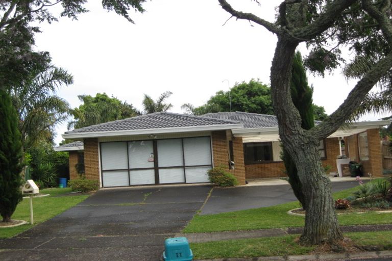 Photo of property in 11 Corolu Place, Conifer Grove, Takanini, 2112