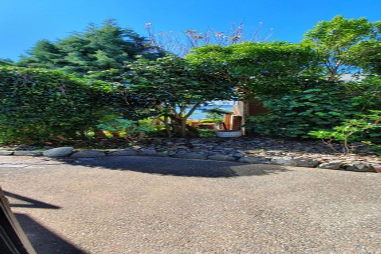 Photo of property in 68a Vipond Road, Stanmore Bay, Whangaparaoa, 0932