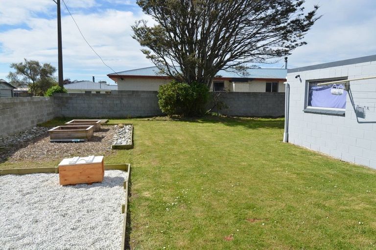 Photo of property in 94 Stirrat Street, Kingswell, Invercargill, 9812