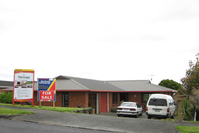Photo of property in 49 Green Lane, Pukekohe, 2120