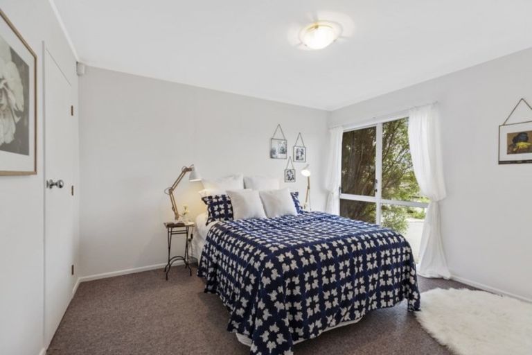 Photo of property in 13 Mallard Grove, Churton Park, Wellington, 6037