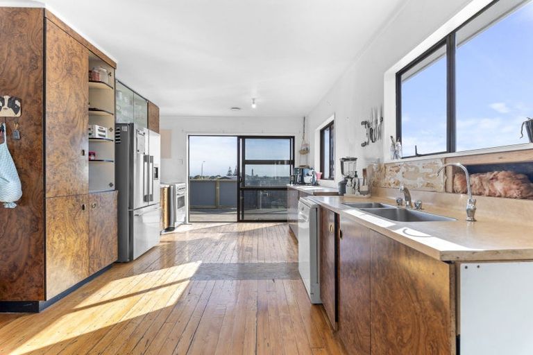 Photo of property in 152a Parklands Avenue, Bell Block, New Plymouth, 4312