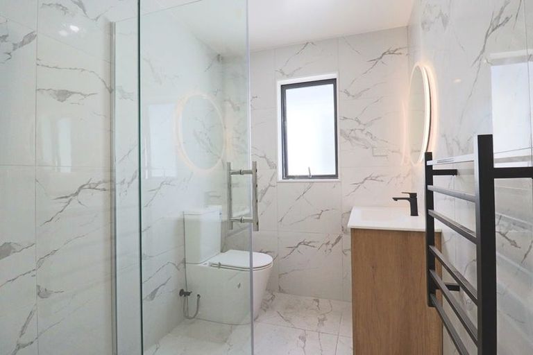 Photo of property in 11 John Gray Street, Papakura, 2110