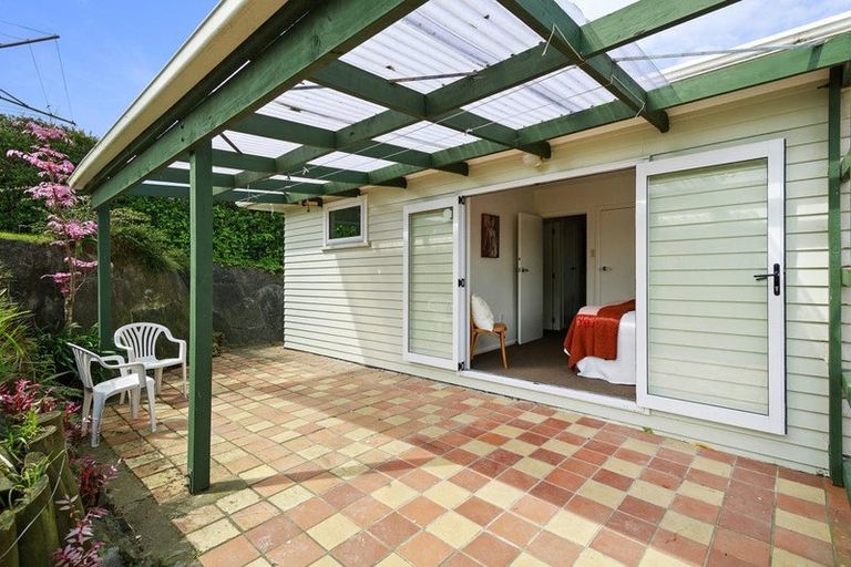 Photo of property in 35a Ranui Terrace, Tawa, Wellington, 5028