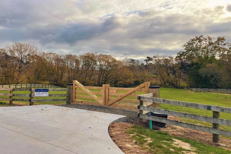 Photo of property in 6a Charity Way, Stillwater, 0993