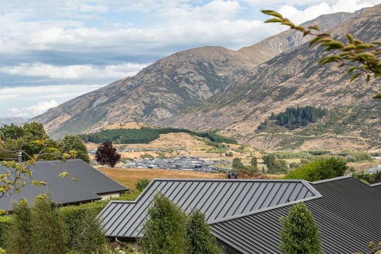 Photo of property in 1 Batsford Lane, Lower Shotover, Queenstown, 9371